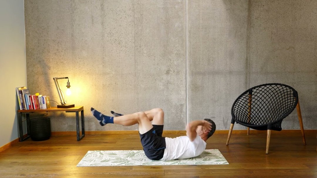 Crunch croisé alterné genoux coudes